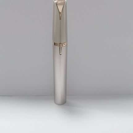 Mini Recortador Eléctrico de Cejas Lápiz Labial para Cejas Eliminador de Vello Rastrillo Indoloro Depiladora con Luz LED