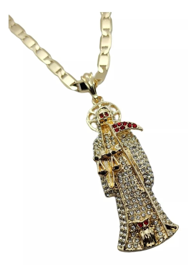Dije y collar de la Santa Muerte