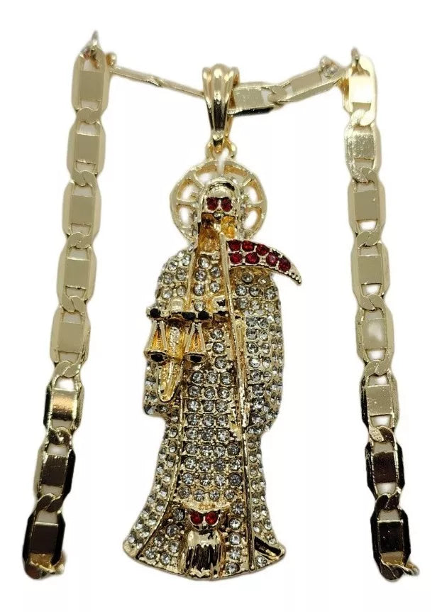 Dije y collar de la Santa Muerte