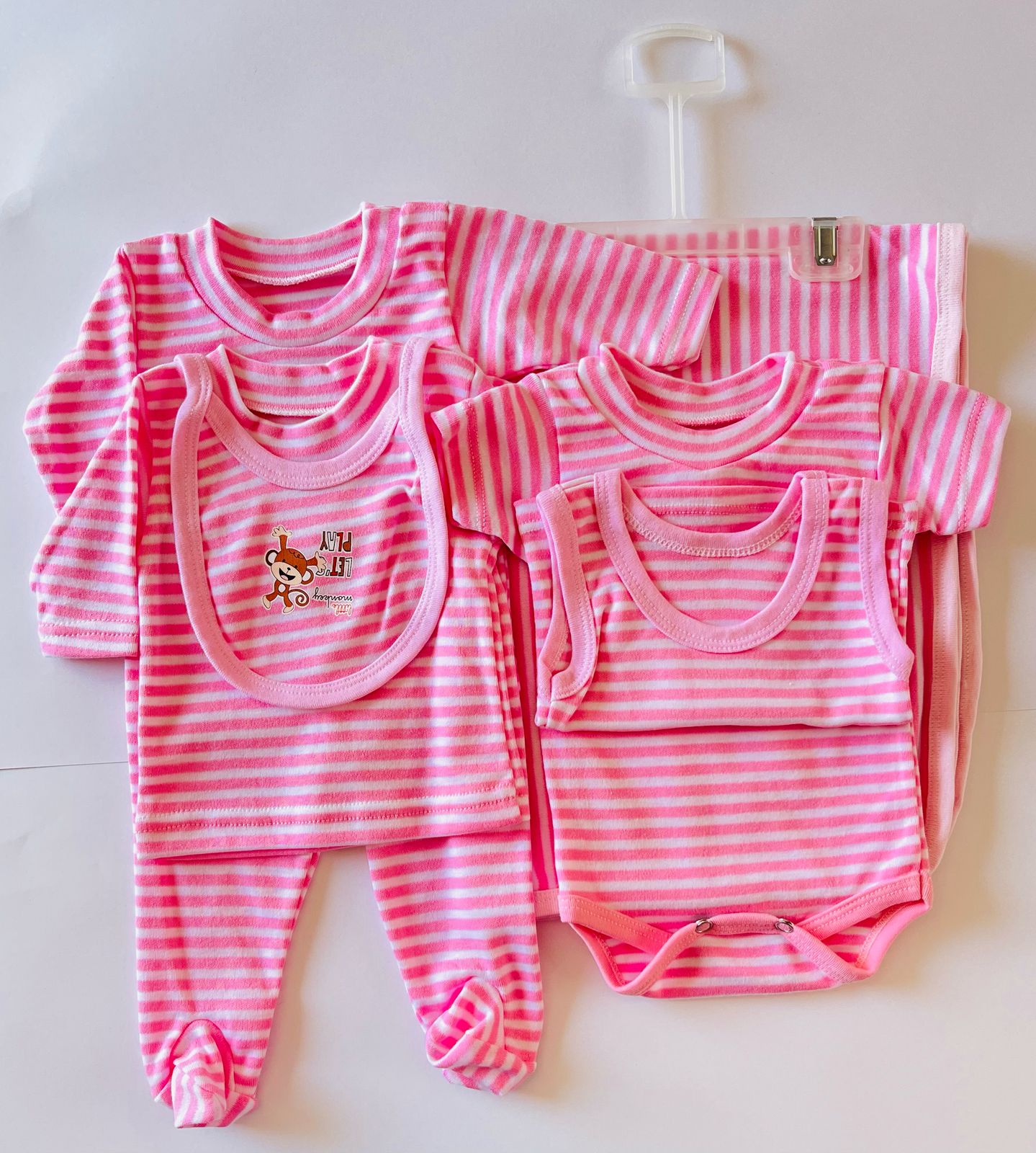 KIT ROPA 7 PZS BEBE T: 0 A 10 MESES ROSA